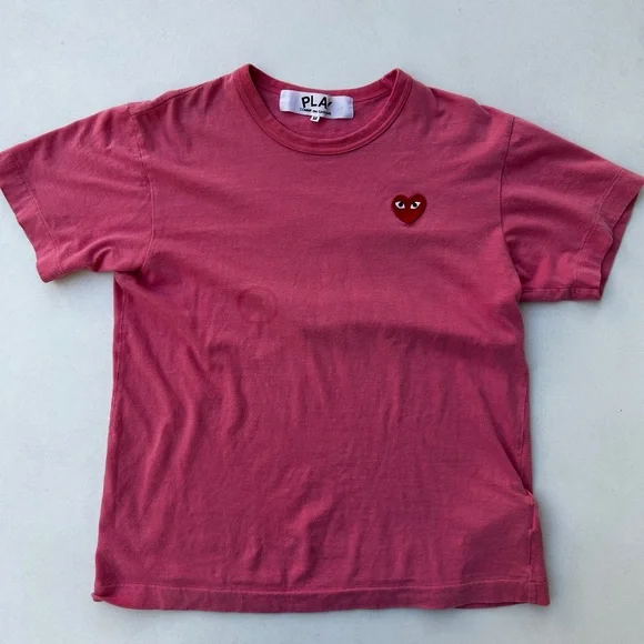 Unisex comme des garçons PLAY pink heart shirt - Picture 1 of 4